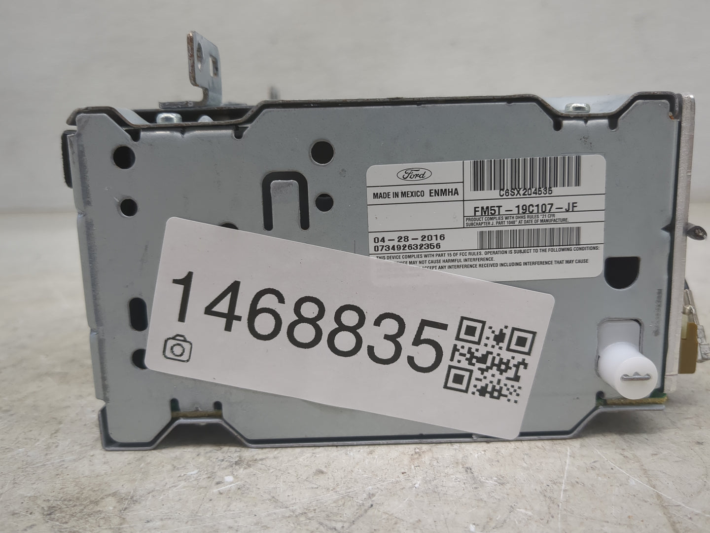 2016 Ford Focus Radio AM FM Cd Player Receiver Replacement P/N:FM5T-19C107-JF C6SX204535 Fits OEM Used Auto Parts - Oemuseda