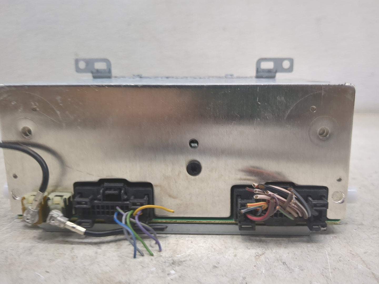 2016 Ford Focus Radio AM FM Cd Player Receiver Replacement P/N:FM5T-19C107-JF C6SX204535 Fits OEM Used Auto Parts - Oemuseda