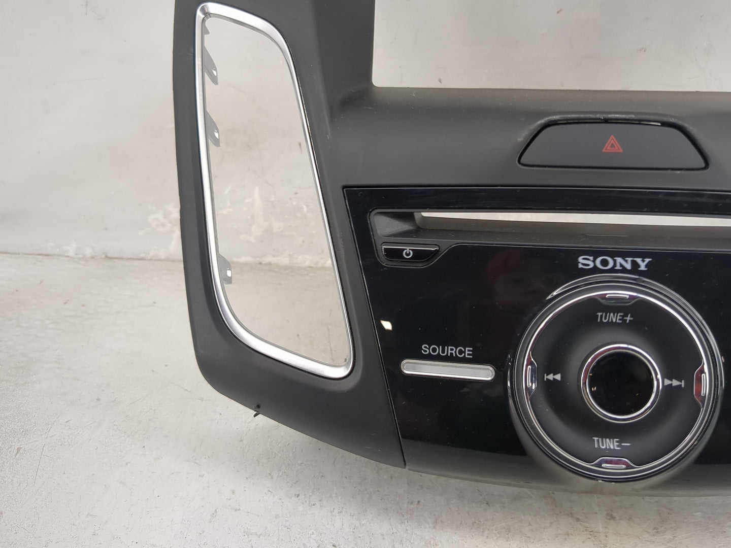 2014-2018 Ford Focus Radio AM FM Cd Player Receiver Replacement P/N:F1EB-18835-DE3JA6 Fits Fits 2014 2015 2016 2017 2018 OEM