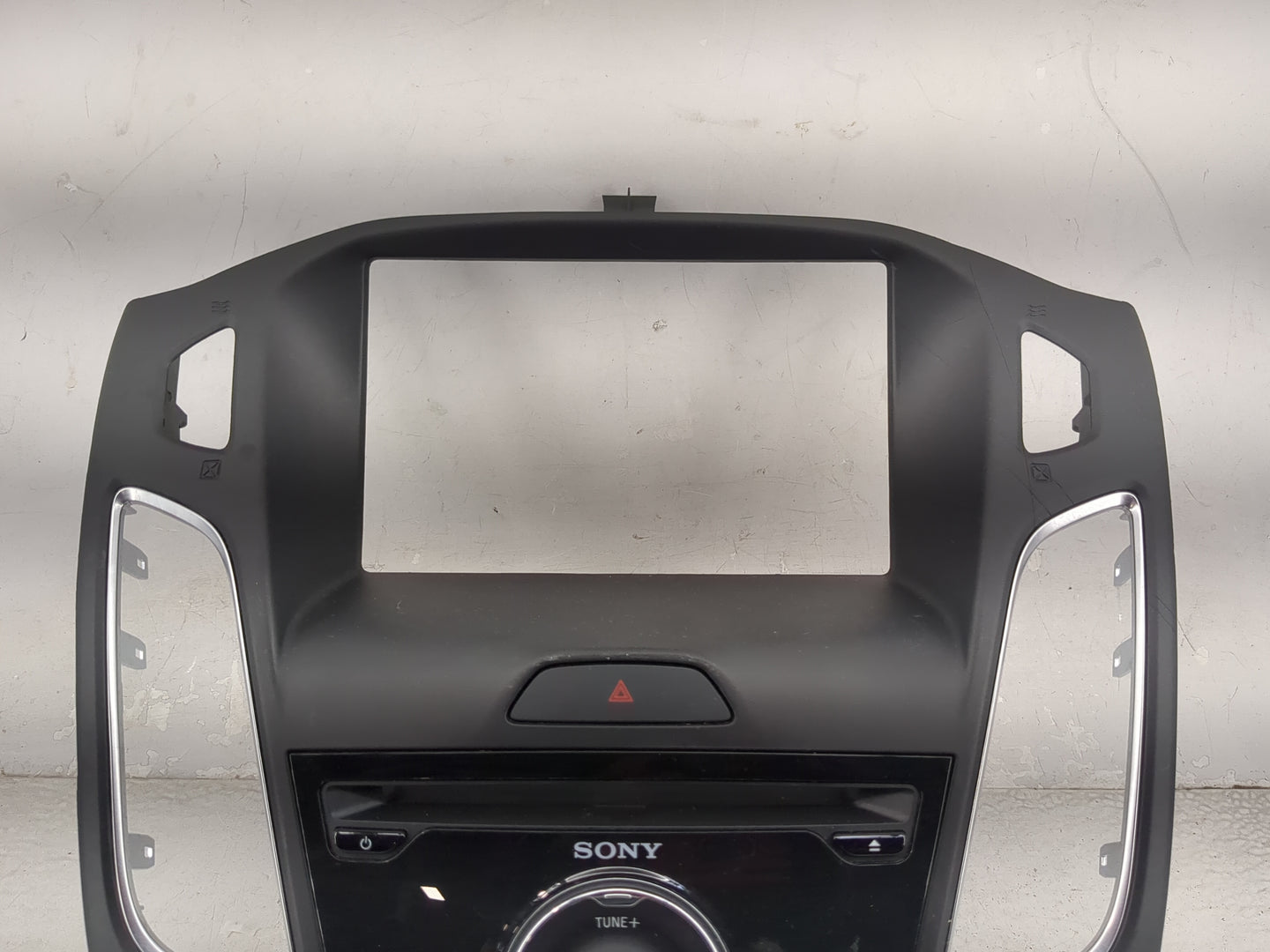 2014-2018 Ford Focus Radio AM FM Cd Player Receiver Replacement P/N:F1EB-18835-DE3JA6 Fits Fits 2014 2015 2016 2017 2018 OEM