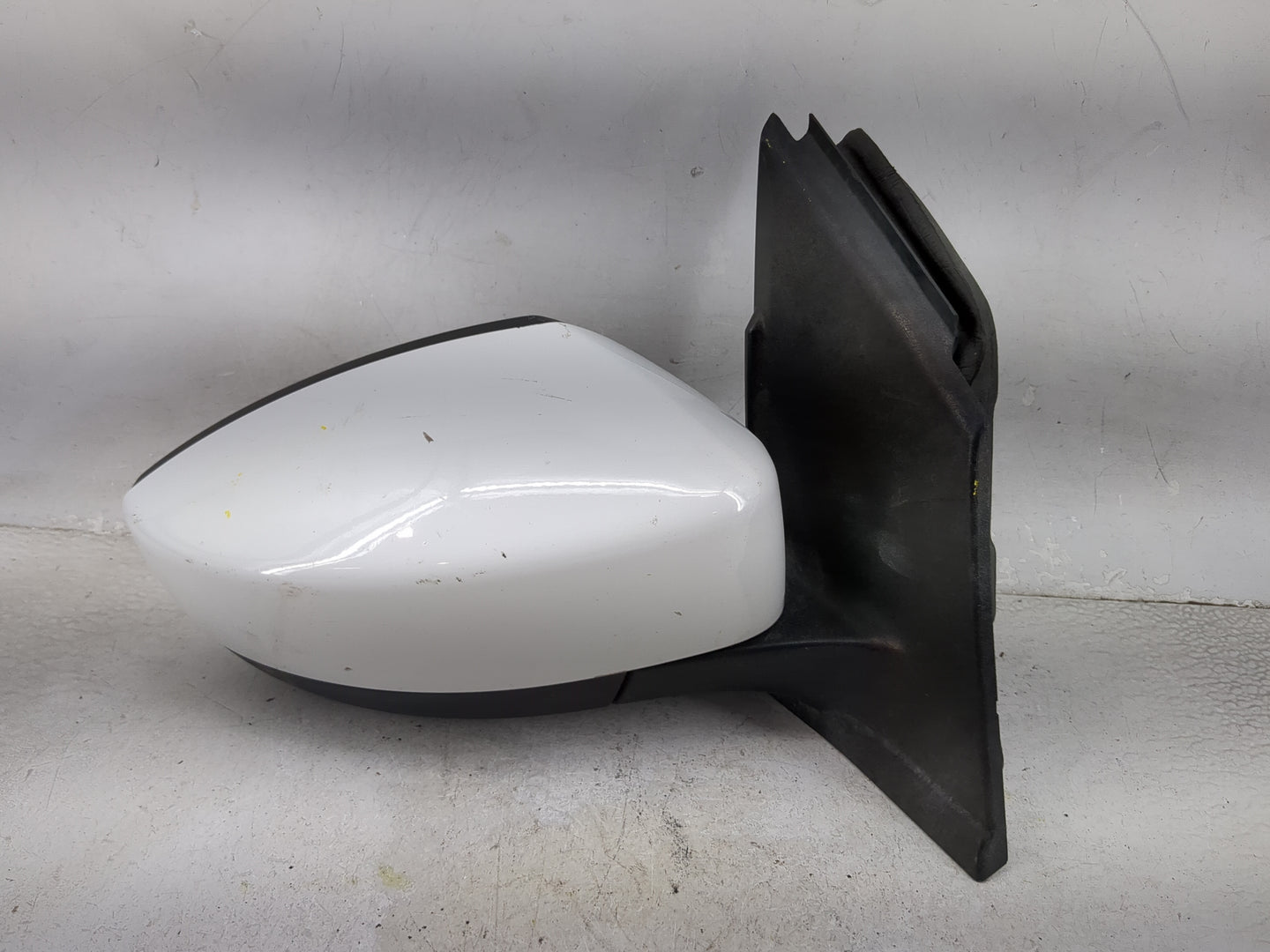2016 Ford Focus Passenger Side View Mirror - Right Door Mirror OEM Used - Oemusedautoparts1.com
