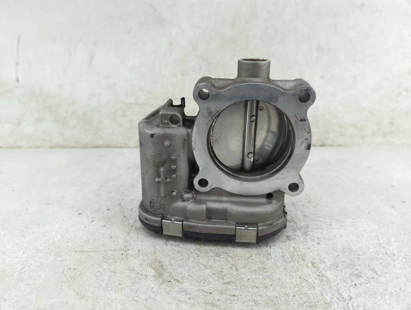 2014-2018 Ford Focus Throttle Body P/N:DS7E-9F991-BB 0280750576 Fits Fits 2014 2015 2016 2017 2018 2019 2020 2021 2022 OEM U
