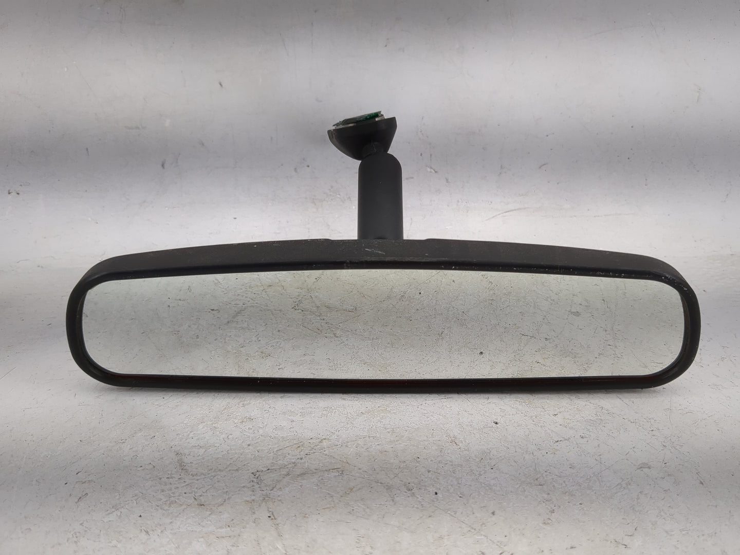 2010-2018 Ford Focus Interior Rear View Mirror Replacement OEM P/N:E8 011681 Fits OEM Used Auto Parts - Oemusedautoparts1.co