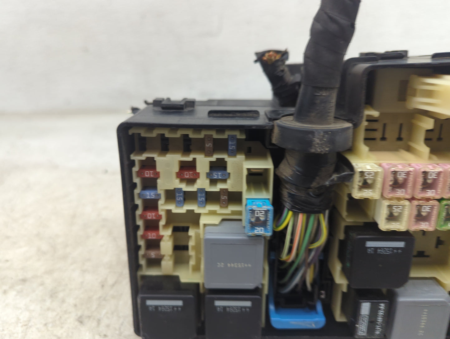 2012-2014 Ford Focus Fusebox Fuse Box Panel Relay Module P/N:AV6T-14A067-AD E0237455OO Fits Fits 2012 2013 2014 OEM Used Aut