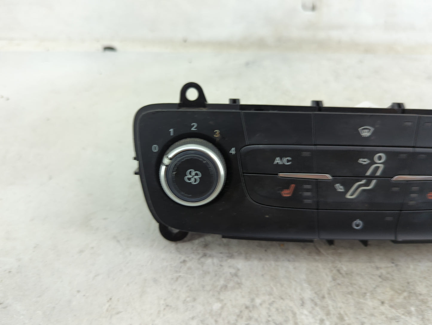 2015-2018 Ford Focus Climate Control Module Temperature AC/Heater Replacement P/N:F1ET-19980-LJ Fits Fits 2015 2016 2017 201