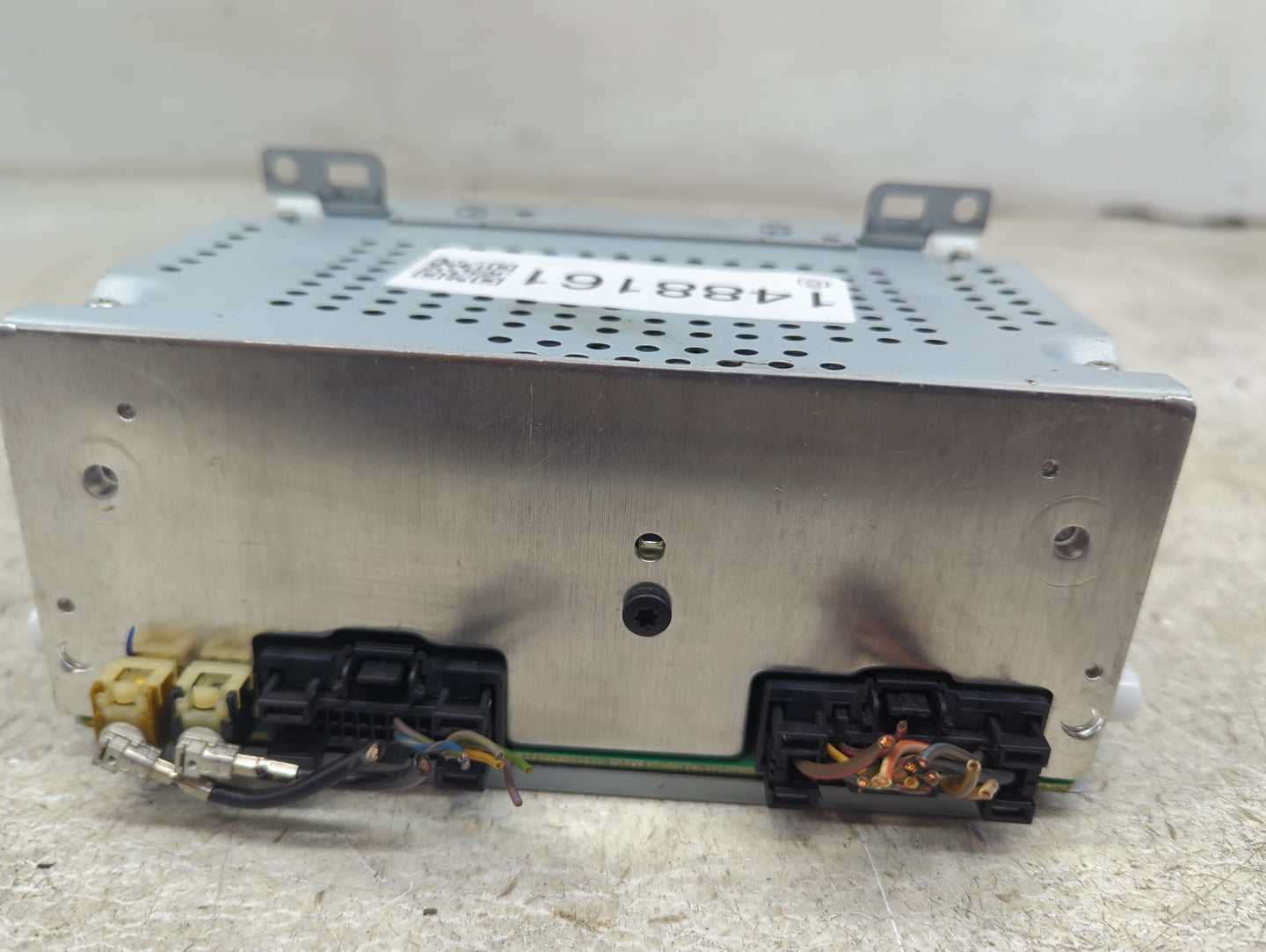 2016 Ford Focus Radio AM FM Cd Player Receiver Replacement P/N:FM5T-19C107-JE A13094727 Fits OEM Used Auto Parts - Oemusedau