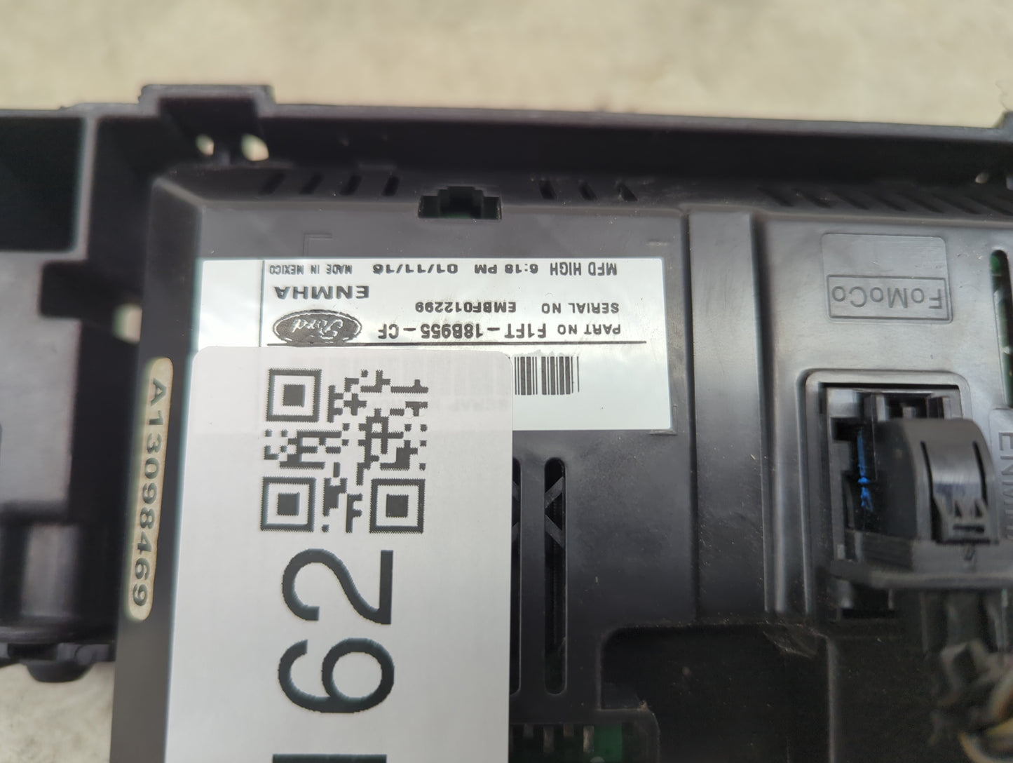 2015-2018 Ford Focus Information Display Screen 1488162 - Oemusedautoparts1.com