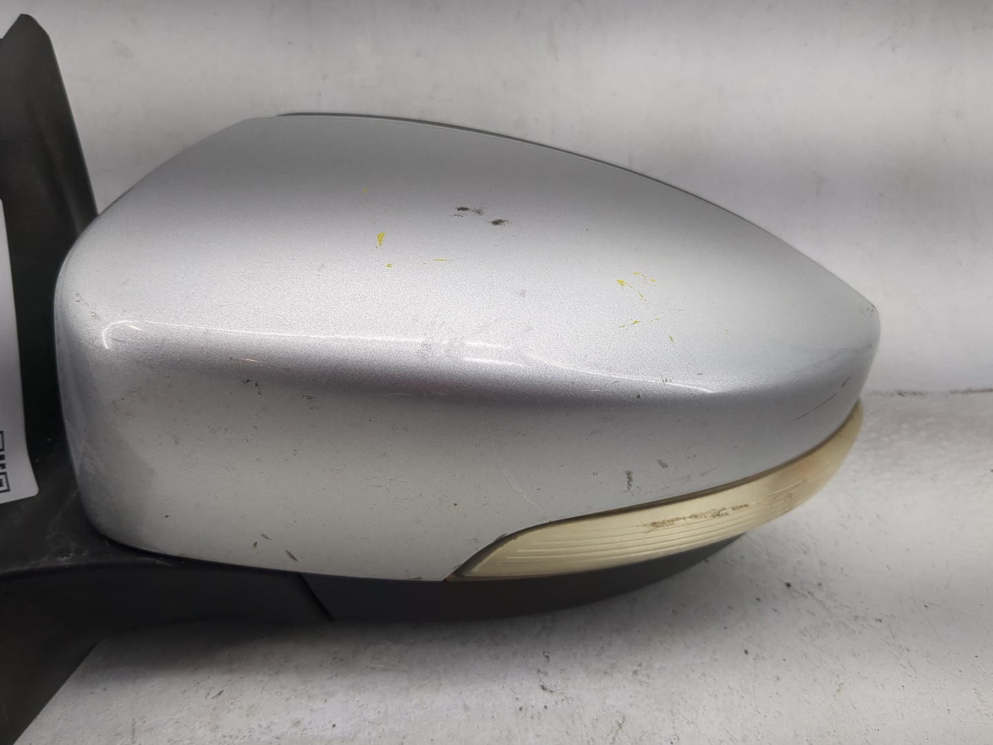 2015-2018 Ford Focus Driver Side View Mirror - Left Door Mirror OEM Used - Oemusedautoparts1.com