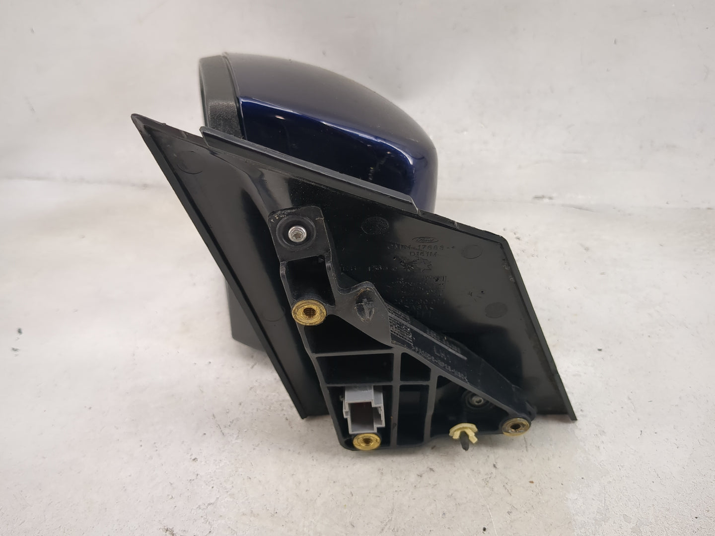 2015-2018 Ford Focus Driver Side View Mirror - Left Door Mirror OEM Used - Oemusedautoparts1.com
