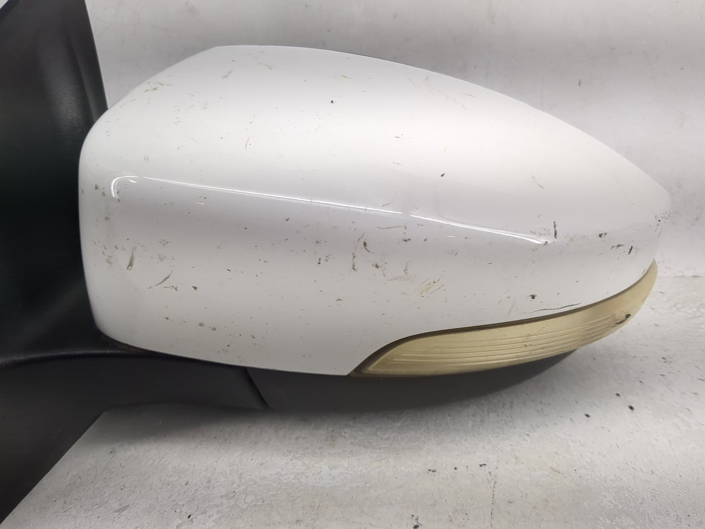 2015-2018 Ford Focus Driver Side View Mirror - Left Door Mirror OEM Used - Oemusedautoparts1.com