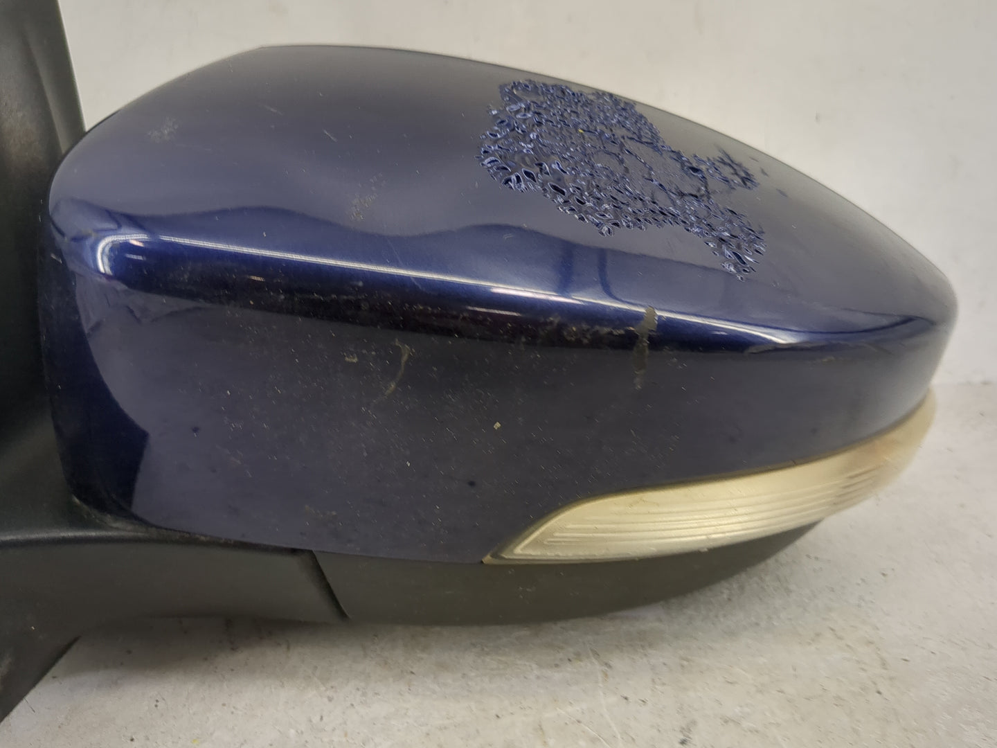 2015-2018 Ford Focus Driver Side View Mirror - Left Door Mirror OEM Used - Oemusedautoparts1.com