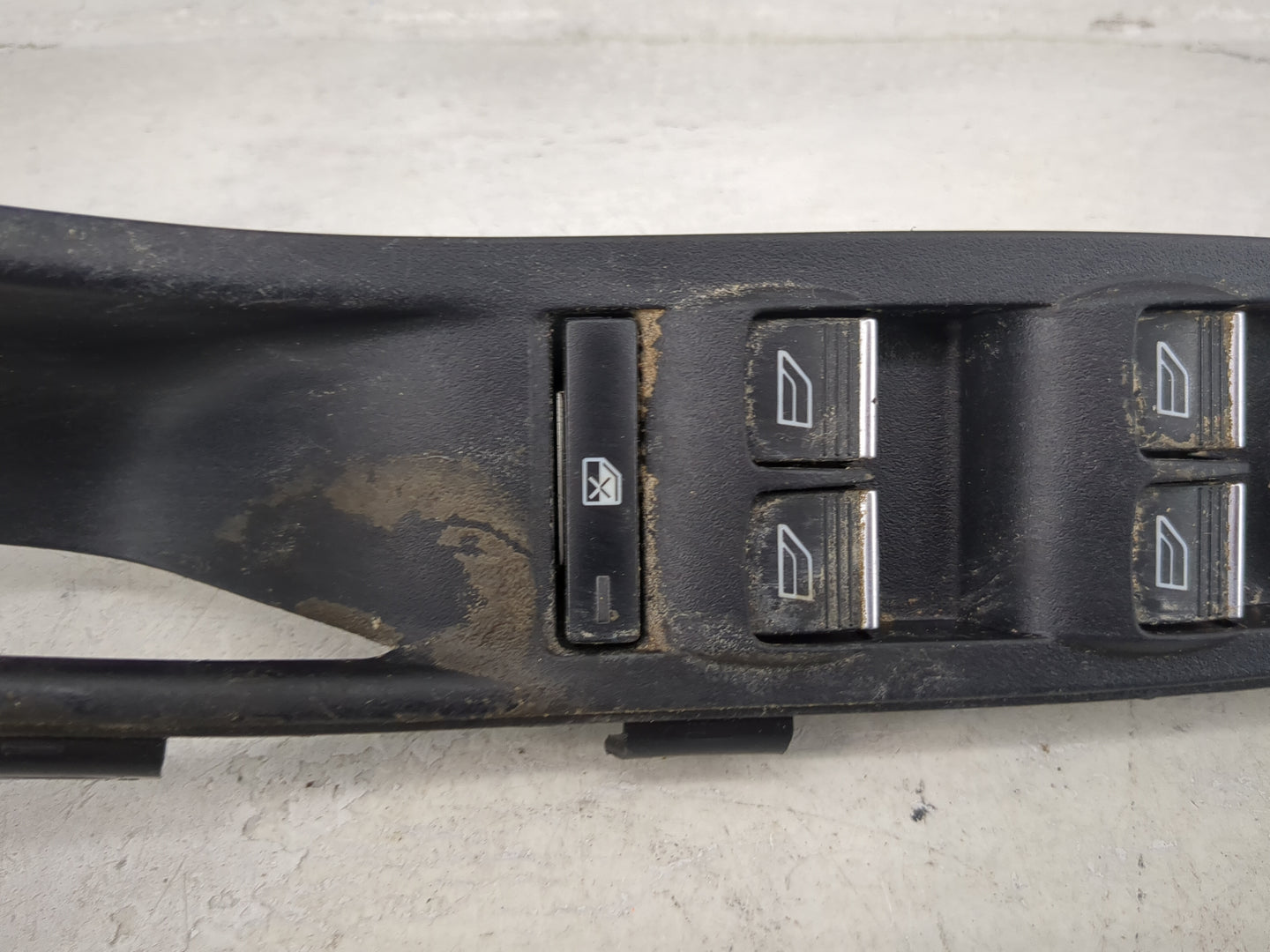 2012-2018 Ford Focus Master Power Window Switch Replacement Driver Side Left P/N:F1ET-14A132-AB 3S0 10 1303 25 Fits OEM Used