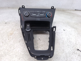 compare product 2016 Ford Focus Climate Control Module Temperature AC/Heater Replacement P/N:F1EB-18E245-BC 2447719, PF1EB A044K30 MAN3JA6 Fits OEM Used Auto Parts