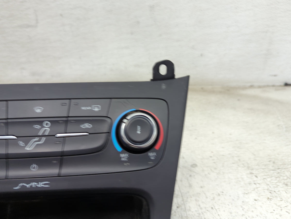 2016 Ford Focus Climate Control Module Temperature AC/Heater Replacement P/N:F1EB-18E245-BC 2447719, PF1EB A044K30 MAN3JA6 F