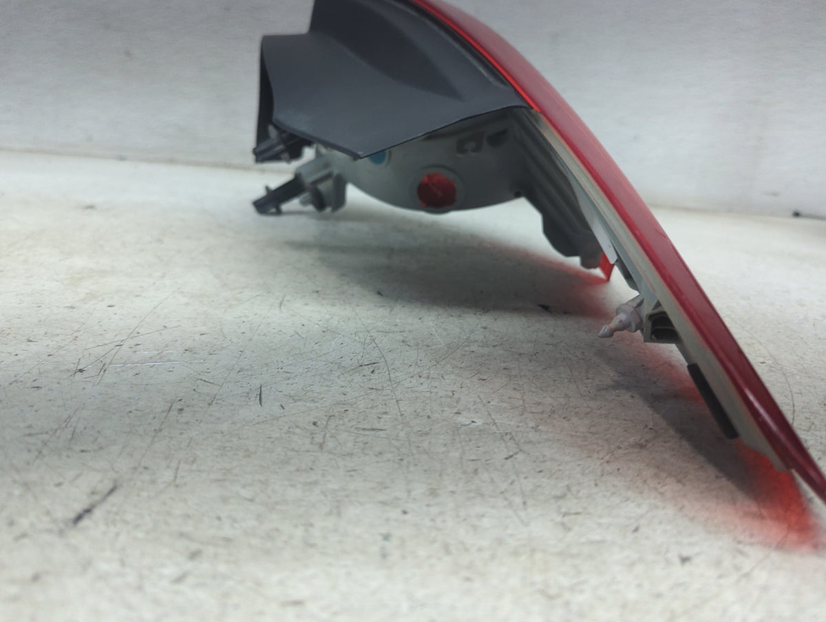 2015-2018 Ford Focus Driver Left Side Deck Lid Mounted Tail Light 1499567 - Oemusedautoparts1.com