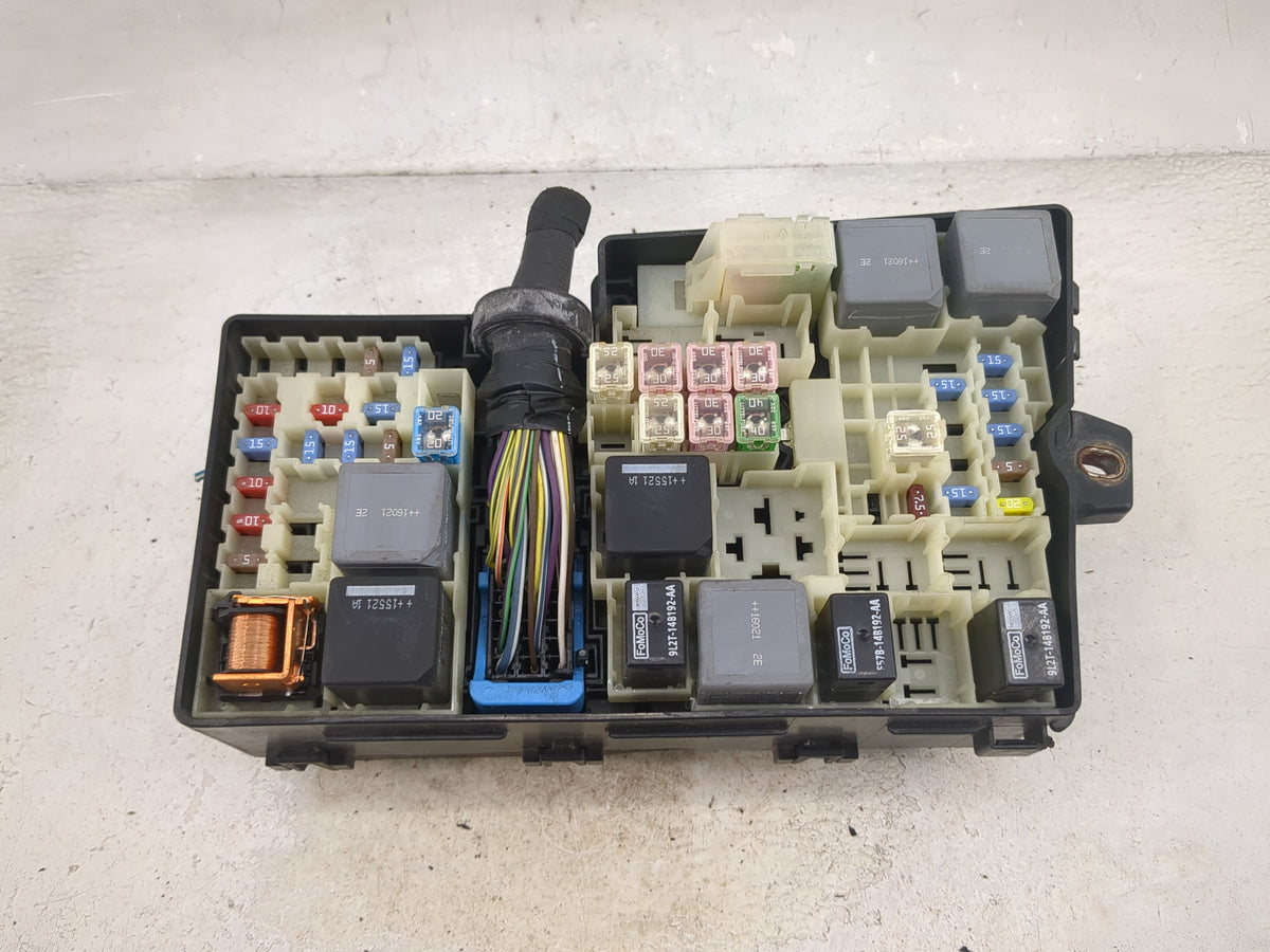 2016 Ford Focus Fusebox Fuse Box Panel Relay Module P/N:AV6T-14A067-AD E02345500 Fits OEM Used Auto Parts - Oemusedautoparts