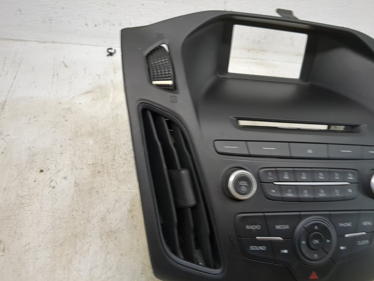 2015-2018 Ford Focus Radio Control Panel Black 1520393 - Oemusedautoparts1.com