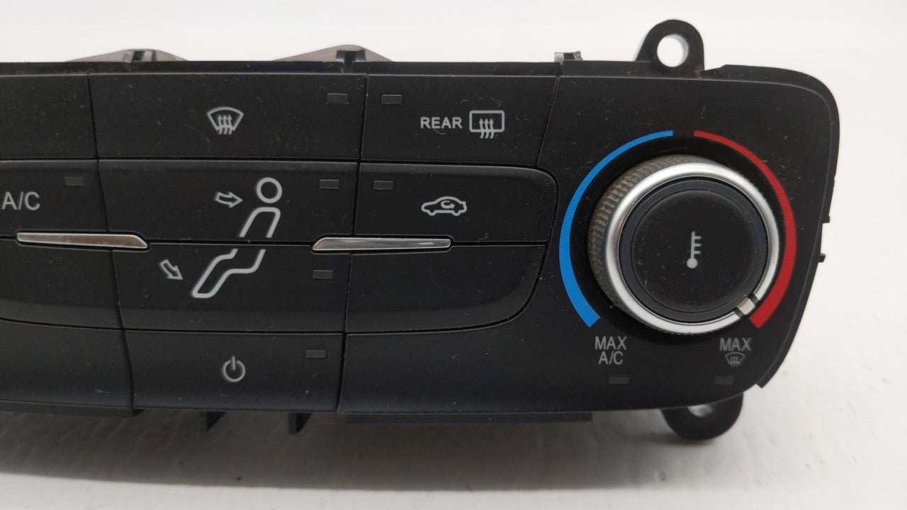 2015-2018 Ford Focus Climate Control Module Temperature AC/Heater Replacement P/N:F1ET-19980-LJ F1ET-19980-JF Fits OEM Used 
