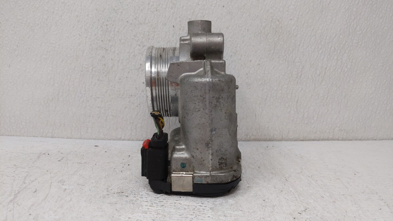 2014-2018 Ford Focus Throttle Body P/N:DS7E-9F991-BB Fits Fits 2014 2015 2016 2017 2018 2019 OEM Used Auto Parts - Oemusedau