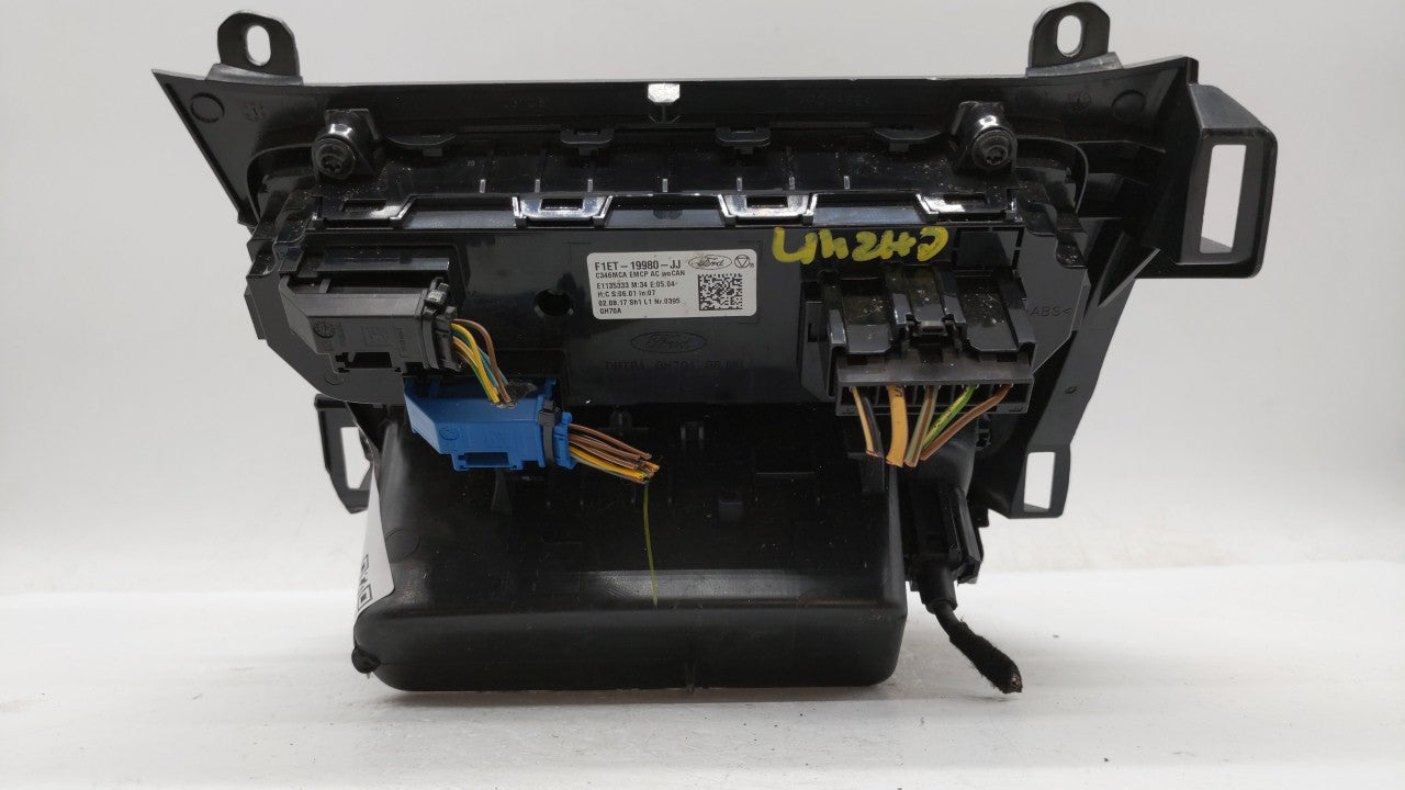 2015-2018 Ford Focus Climate Control Module Temperature AC/Heater Replacement P/N:F1ET-19980-LJ F1ET-19980-JF Fits OEM Used 