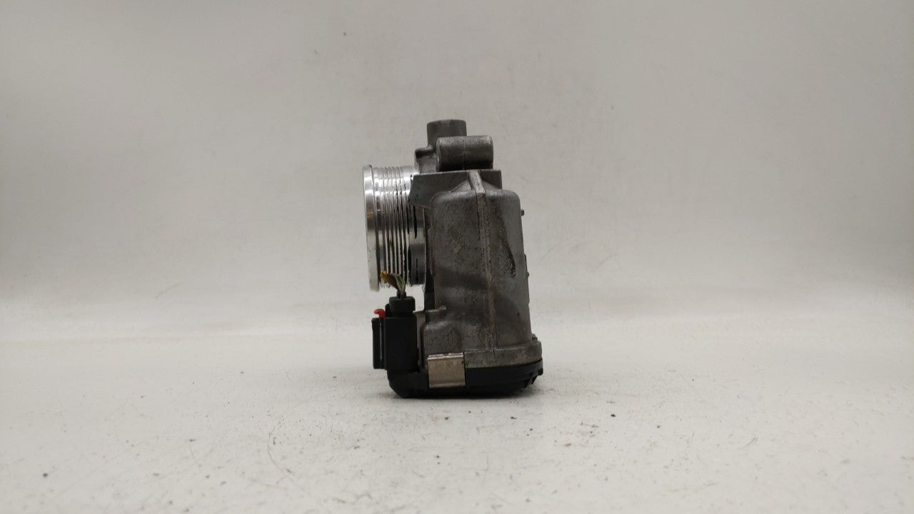 2014-2018 Ford Focus Throttle Body P/N:DS7E-9F991-BB Fits Fits 2014 2015 2016 2017 2018 2019 OEM Used Auto Parts - Oemusedau