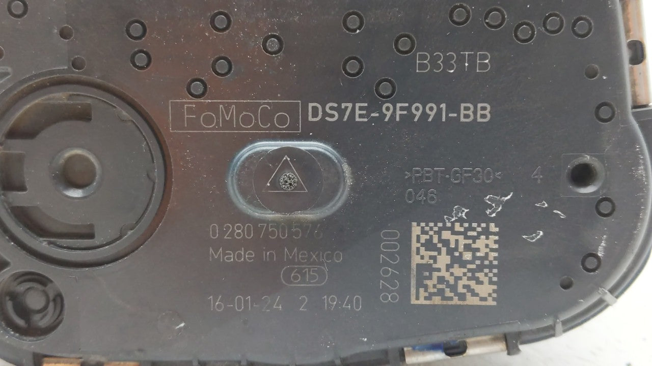 2014-2018 Ford Focus Throttle Body P/N:DS7E-9F991-BB Fits Fits 2014 2015 2016 2017 2018 2019 OEM Used Auto Parts - Oemusedau