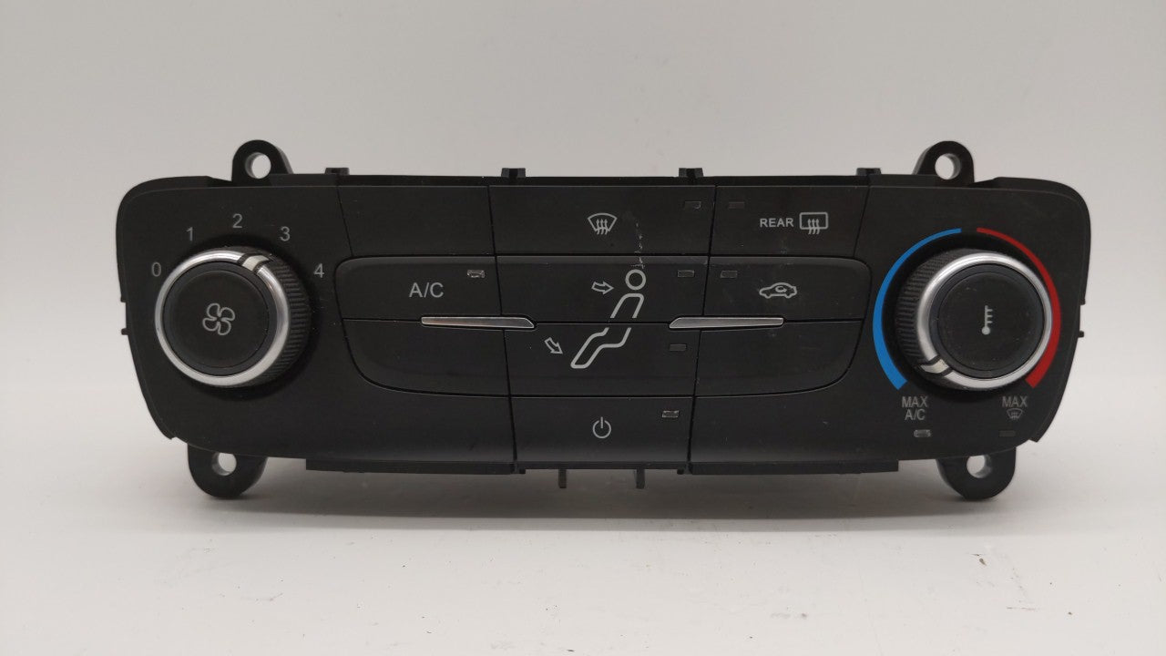 2015-2018 Ford Focus Climate Control Module Temperature AC/Heater Replacement P/N:F1ET-19980-LJ F1ET-19980-JF Fits OEM Used 