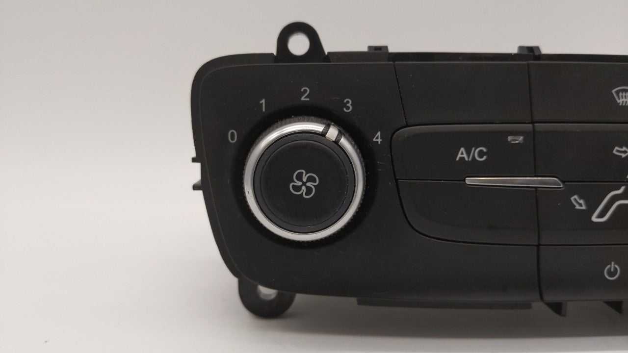 2015-2018 Ford Focus Climate Control Module Temperature AC/Heater Replacement P/N:F1ET-19980-LJ F1ET-19980-JF Fits OEM Used 