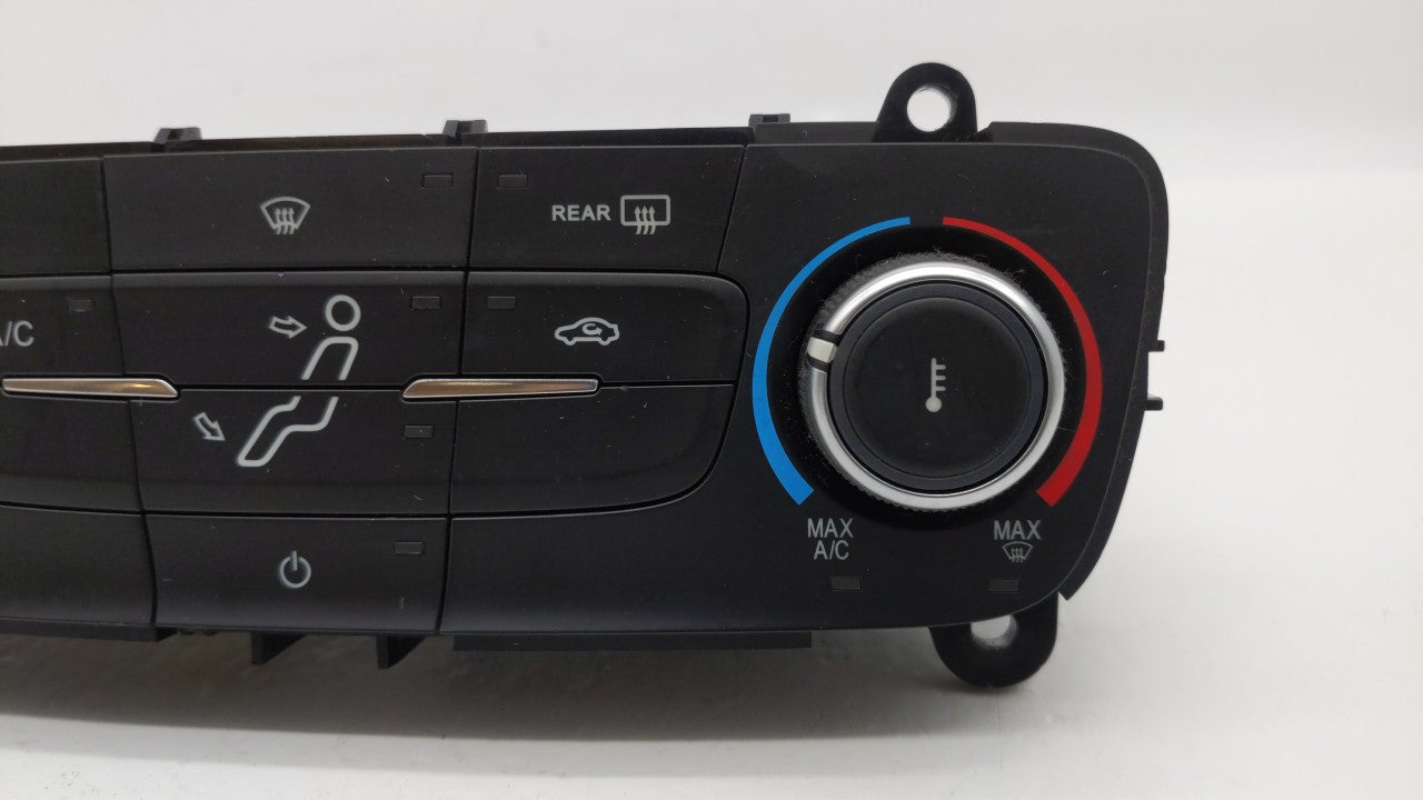 2015-2018 Ford Focus Climate Control Module Temperature AC/Heater Replacement P/N:F1ET-19980-LJ F1ET-19980-JF Fits OEM Used 