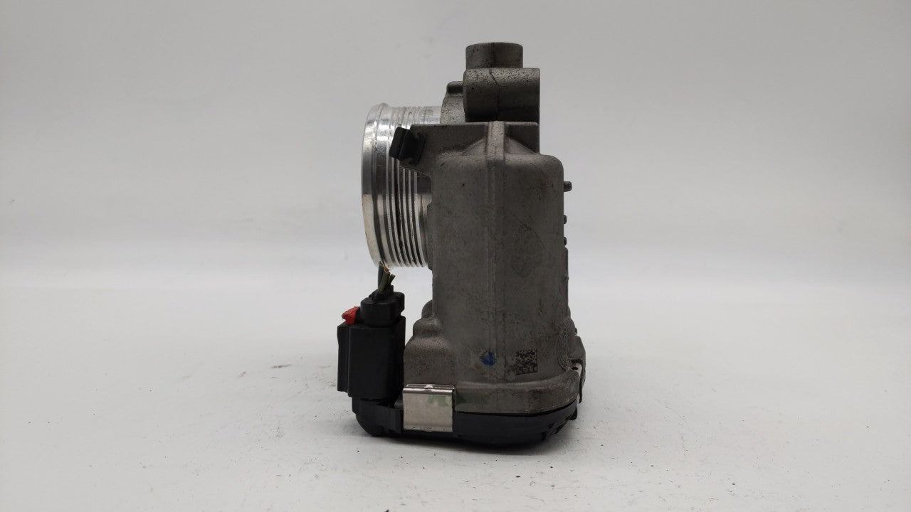 2014-2018 Ford Focus Throttle Body P/N:DS7E-9F991-BB Fits Fits 2014 2015 2016 2017 2018 2019 OEM Used Auto Parts - Oemusedau
