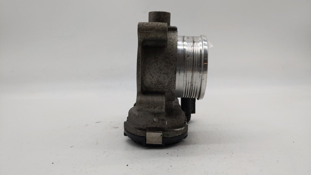 2014-2018 Ford Focus Throttle Body P/N:DS7E-9F991-BB Fits Fits 2014 2015 2016 2017 2018 2019 OEM Used Auto Parts - Oemusedau