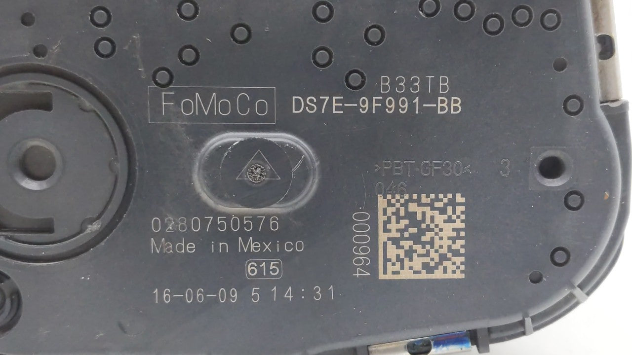 2014-2018 Ford Focus Throttle Body P/N:DS7E-9F991-BB Fits Fits 2014 2015 2016 2017 2018 2019 OEM Used Auto Parts - Oemusedau