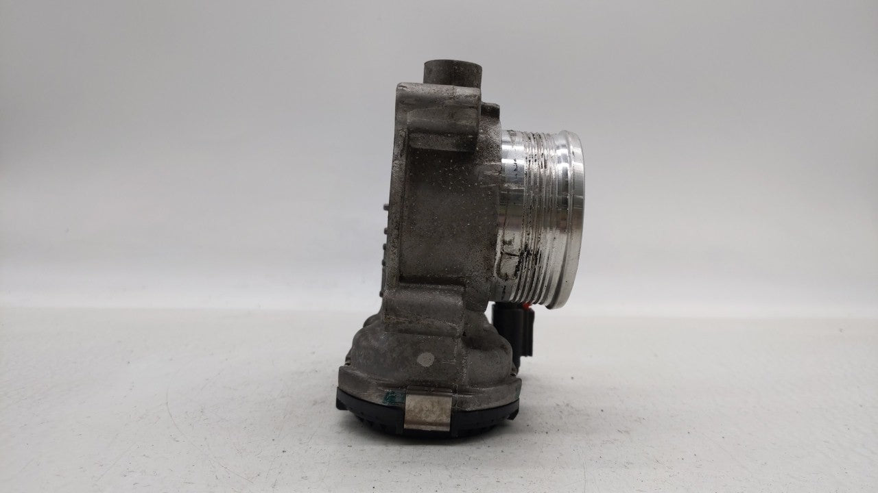 2014-2018 Ford Focus Throttle Body P/N:DS7E-9F991-BB Fits Fits 2014 2015 2016 2017 2018 2019 OEM Used Auto Parts - Oemusedau