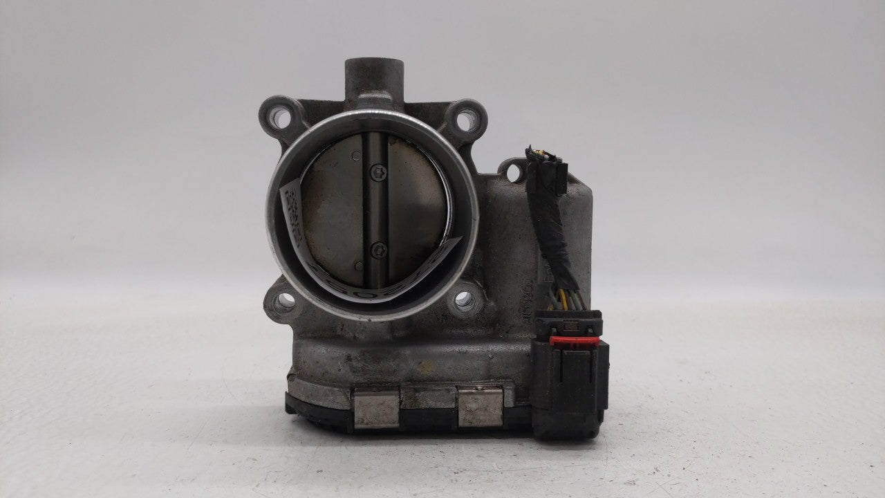 2014-2018 Ford Focus Throttle Body P/N:DS7E-9F991-BB Fits Fits 2014 2015 2016 2017 2018 2019 OEM Used Auto Parts - Oemusedau