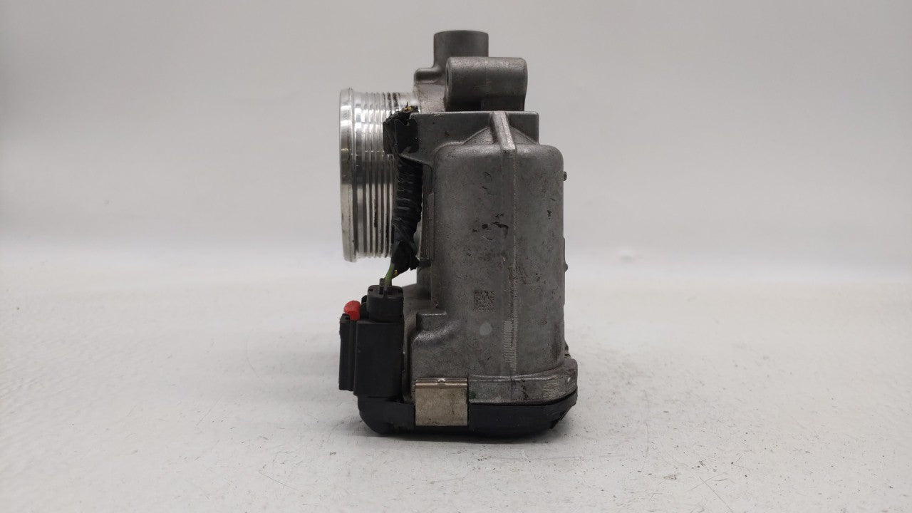 2014-2018 Ford Focus Throttle Body P/N:DS7E-9F991-BB Fits Fits 2014 2015 2016 2017 2018 2019 OEM Used Auto Parts - Oemusedau