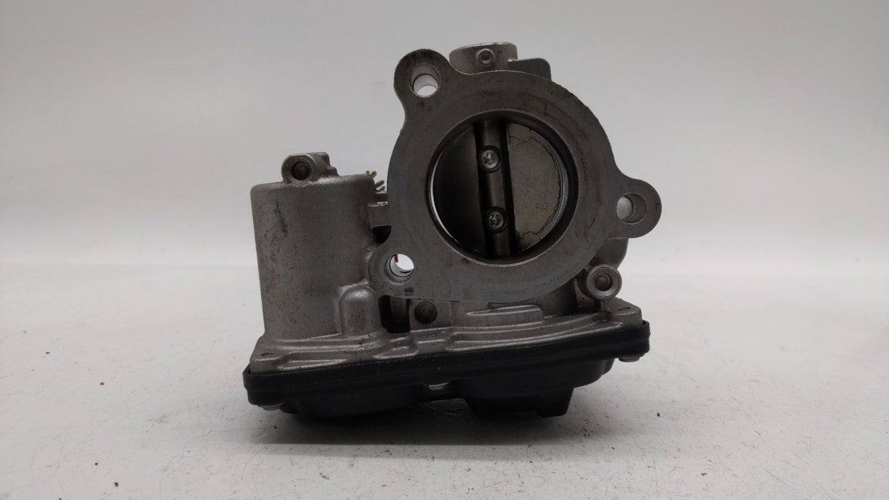 2015-2018 Ford Focus Throttle Body P/N:CM5G-9F991-FC CM5G-9F991-GA Fits Fits 2014 2015 2016 2017 2018 OEM Used Auto Parts - 