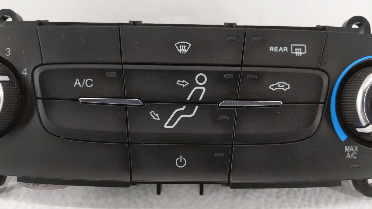 2015-2018 Ford Focus Climate Control Module Temperature AC/Heater Replacement P/N:F1ET-19980-LJ F1ET-19980-JF Fits OEM Used 