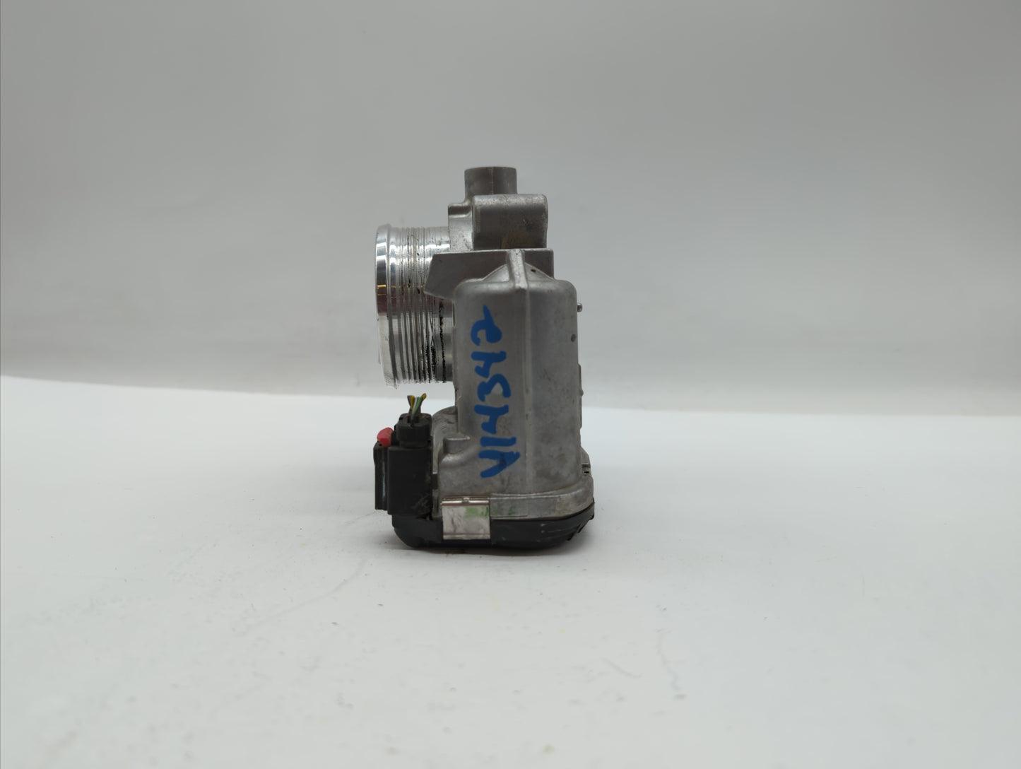 2014-2018 Ford Focus Throttle Body P/N:DS7E-9F991-BB Fits Fits 2014 2015 2016 2017 2018 2019 OEM Used Auto Parts - Oemusedau