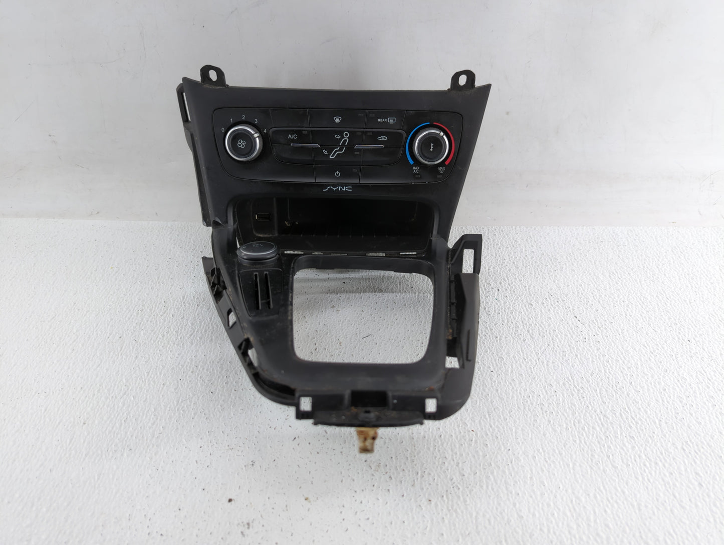 2015-2018 Ford Focus Climate Control Module Temperature AC/Heater Replacement P/N:F1ET-18C612-AG F1ET-18C612-CJ Fits OEM Use