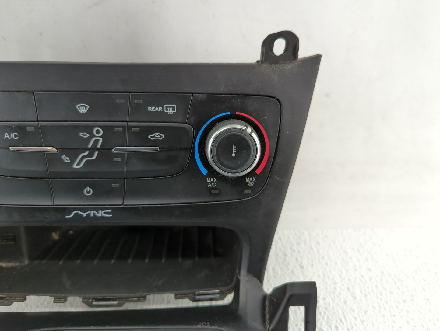 2015-2018 Ford Focus Climate Control Module Temperature AC/Heater Replacement P/N:F1ET-18C612-AG F1ET-18C612-CJ Fits OEM Use