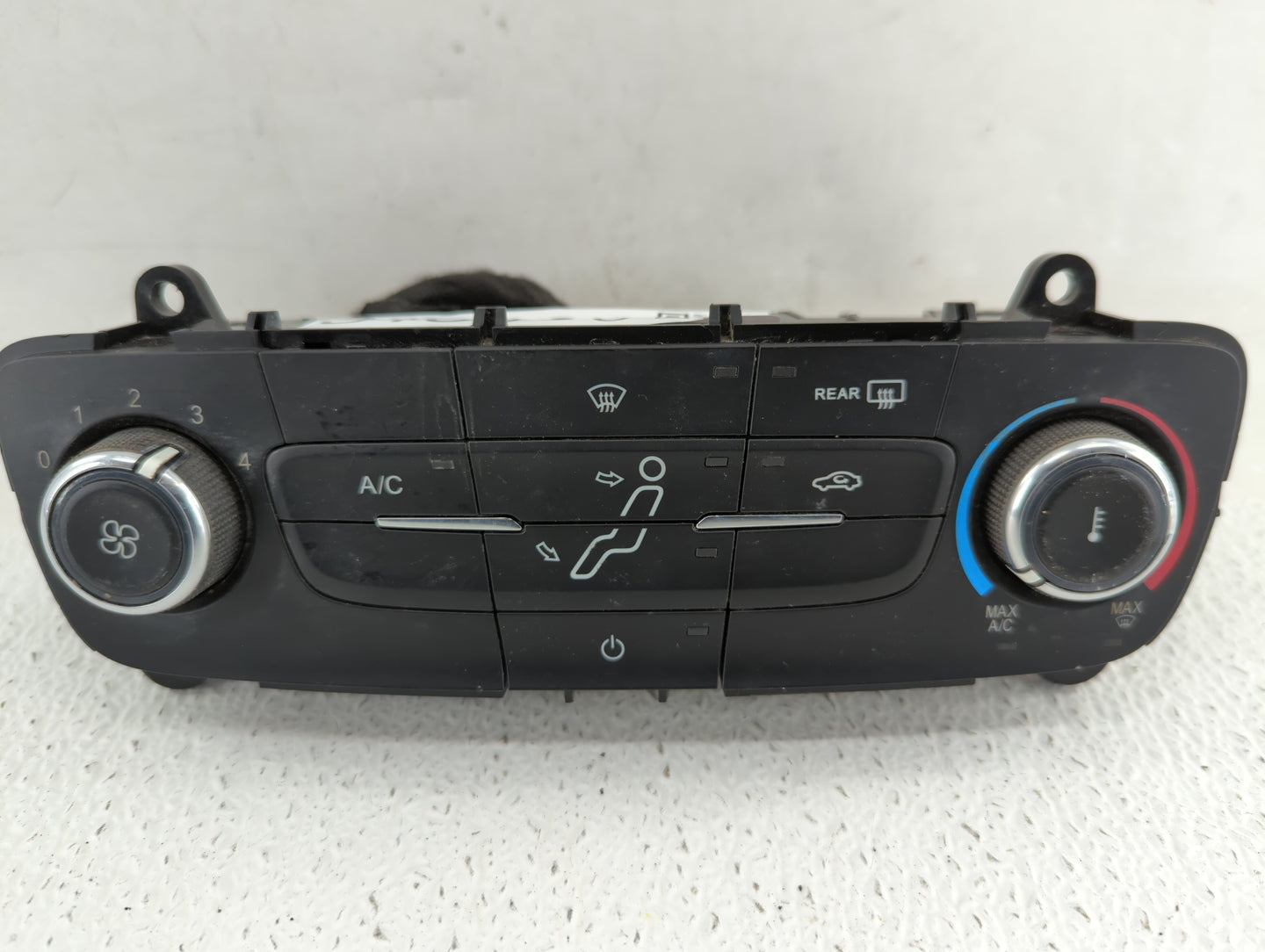 2015-2018 Ford Focus Climate Control Module Temperature AC/Heater Replacement P/N:F1EB-18835-JF3JA6 F1ET-19980-LJ Fits OEM U