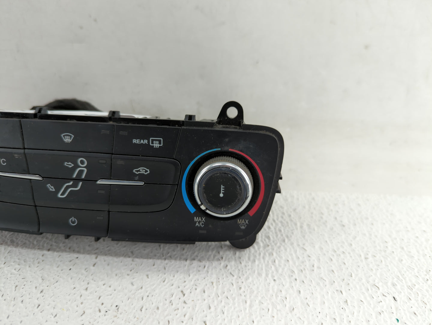 2015-2018 Ford Focus Climate Control Module Temperature AC/Heater Replacement P/N:F1EB-18835-JF3JA6 F1ET-19980-LJ Fits OEM U