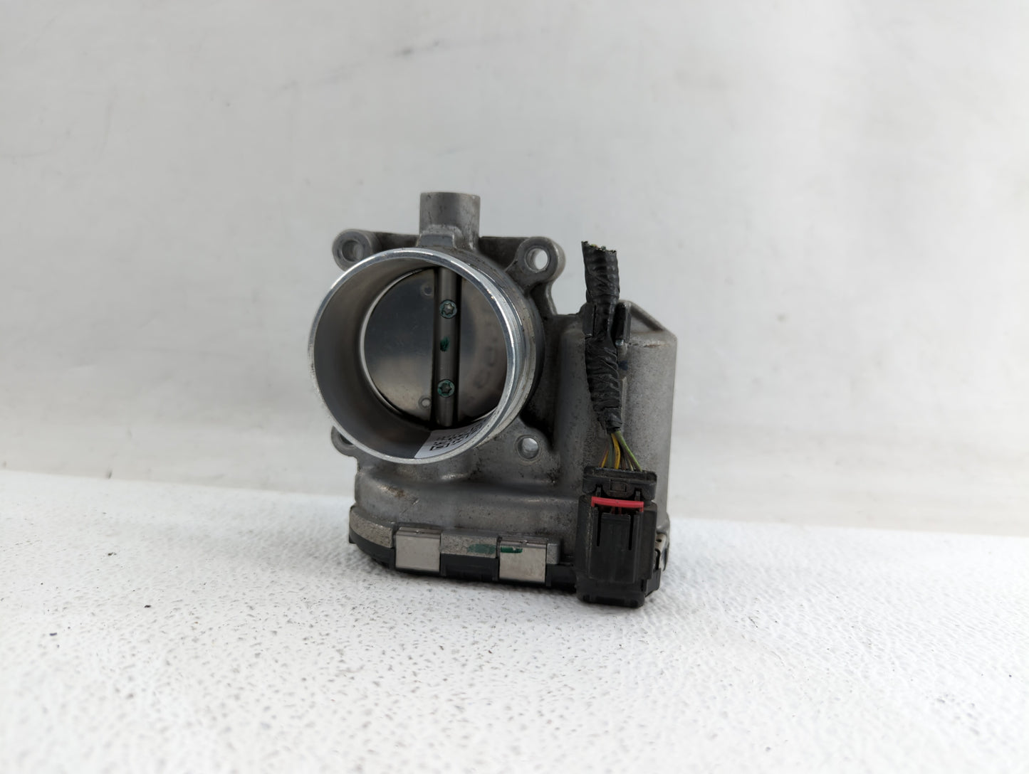 2014-2018 Ford Focus Throttle Body P/N:DS7E-9F991-BB Fits Fits 2014 2015 2016 2017 2018 2019 OEM Used Auto Parts - Oemusedau