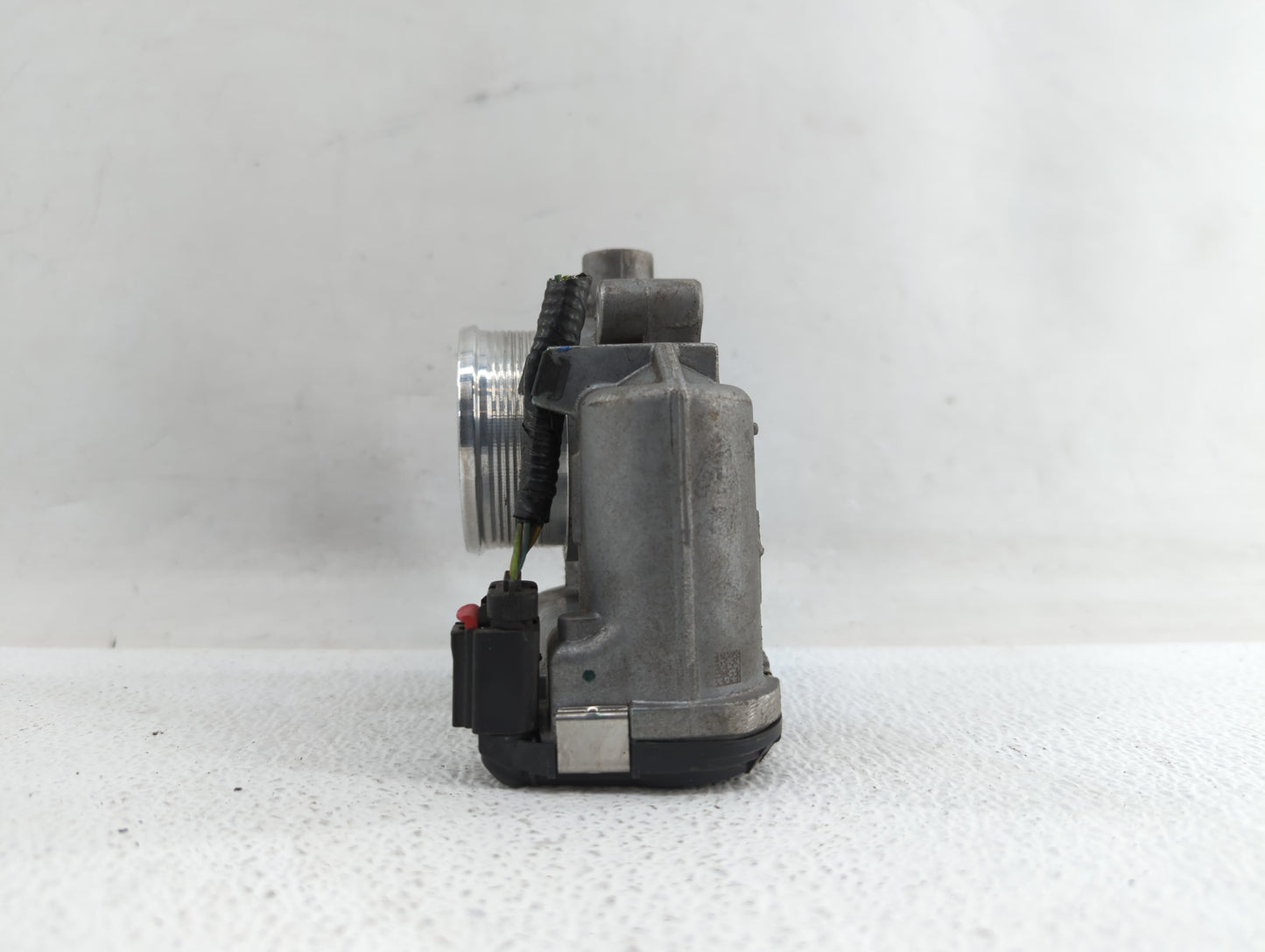 2014-2018 Ford Focus Throttle Body P/N:DS7E-9F991-BB Fits Fits 2014 2015 2016 2017 2018 2019 OEM Used Auto Parts - Oemusedau