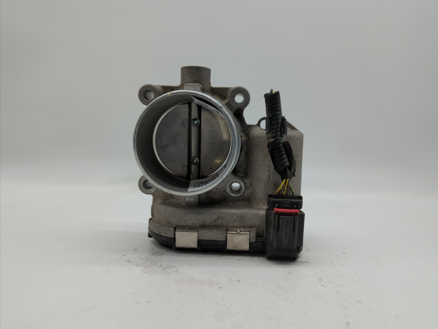 2014-2018 Ford Focus Throttle Body P/N:DS7E-9F991-BB Fits Fits 2014 2015 2016 2017 2018 2019 OEM Used Auto Parts - Oemusedau