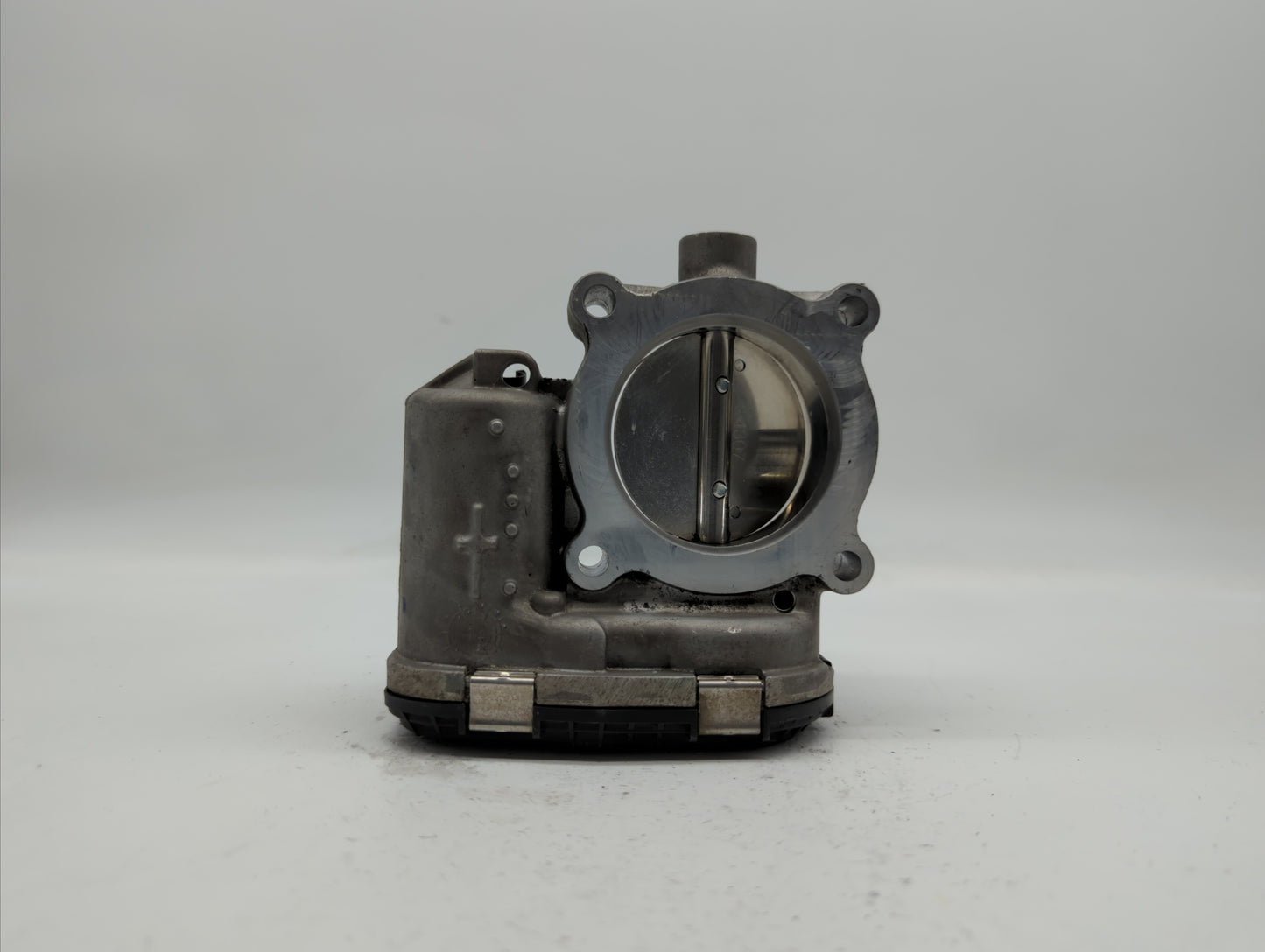 2014-2018 Ford Focus Throttle Body P/N:DS7E-9F991-BB Fits Fits 2014 2015 2016 2017 2018 2019 OEM Used Auto Parts - Oemusedau