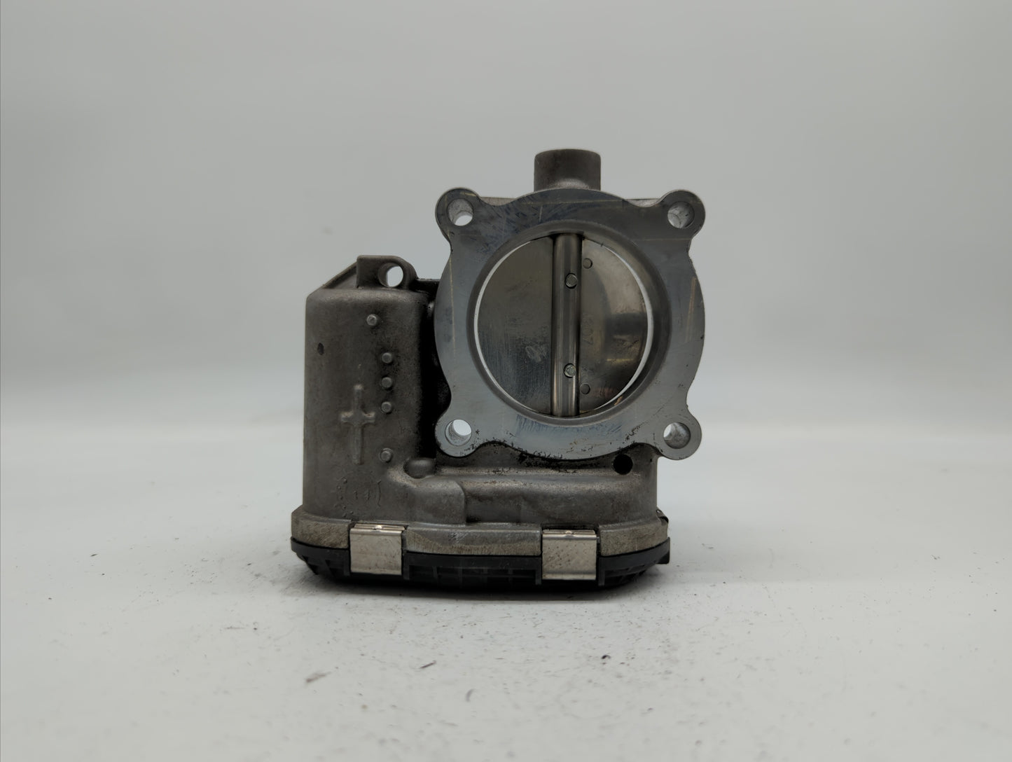 2014-2018 Ford Focus Throttle Body P/N:DS7E-9F991-BB Fits Fits 2014 2015 2016 2017 2018 2019 OEM Used Auto Parts - Oemusedau