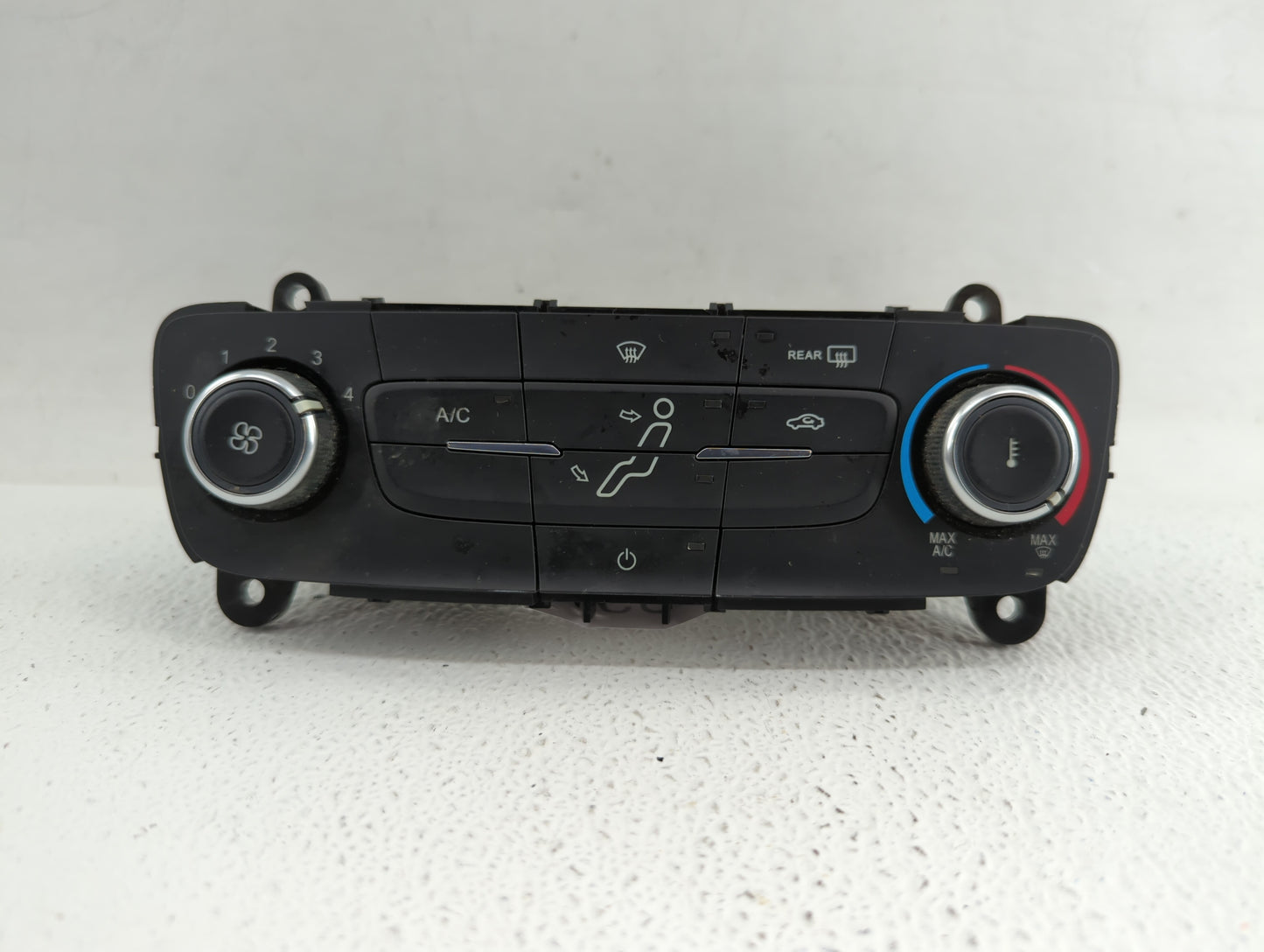 2015-2018 Ford Focus Climate Control Module Temperature AC/Heater Replacement P/N:F1ET-19980-LJ F1ET-19980-JF Fits OEM Used 