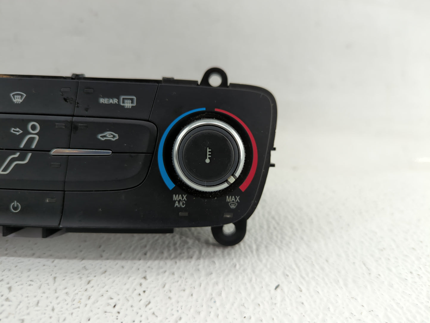 2015-2018 Ford Focus Climate Control Module Temperature AC/Heater Replacement P/N:F1ET-19980-LJ F1ET-19980-JF Fits OEM Used 