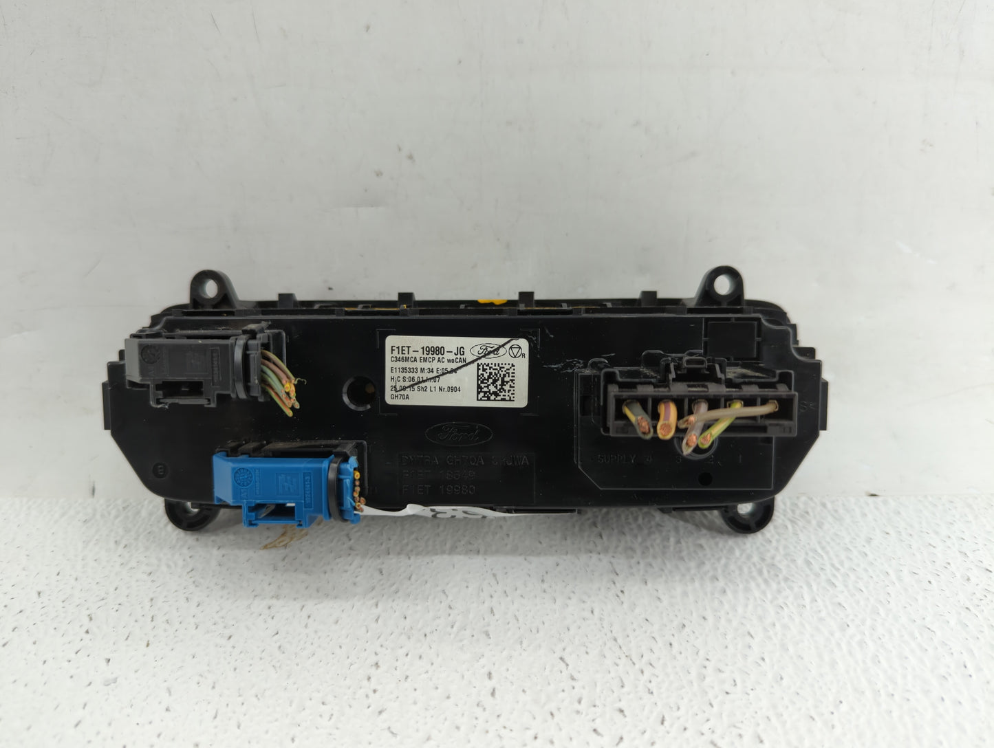 2015-2018 Ford Focus Climate Control Module Temperature AC/Heater Replacement P/N:F1ET-19980-LJ F1ET-19980-JF Fits OEM Used 